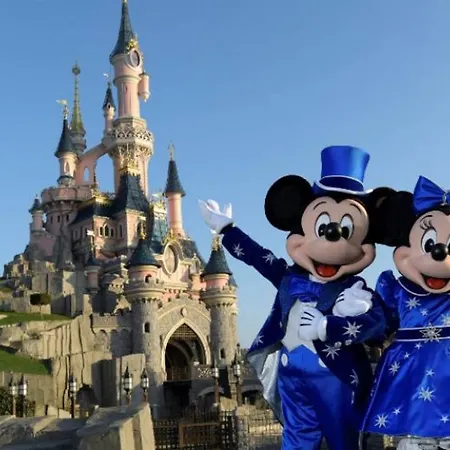 Chaleureux Studio Proche De Paris / Disney